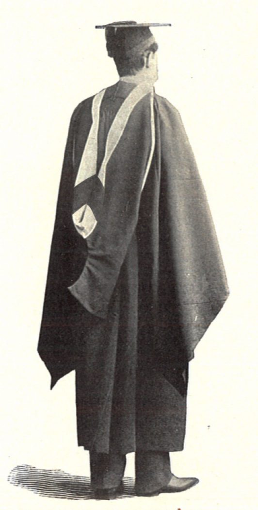 A photograph from an 1895 Cotrell & Leonard catalogue that has been altered to illustrate a bachelor's hood lined with a reversed chevron.
